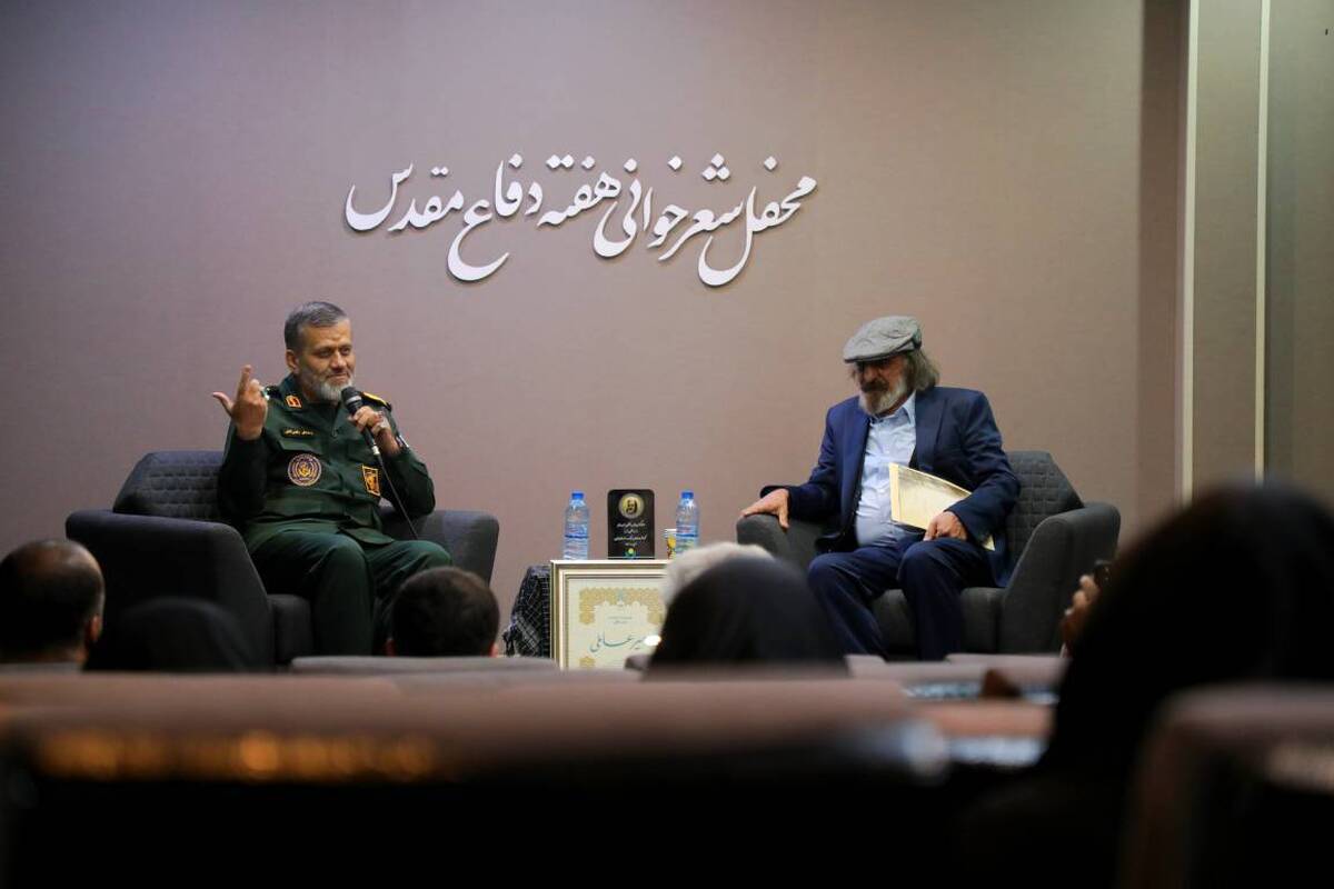 برگزاری محفل شعرخوانی هفته دفاع مقدس با حضور استاد امیر عاملی